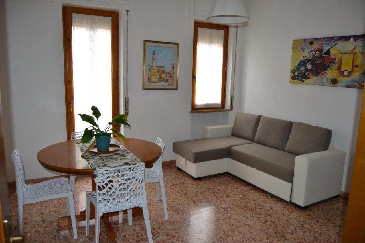 Da Fabio E Francesca - Holiday Apartment Verona Ngoại thất bức ảnh